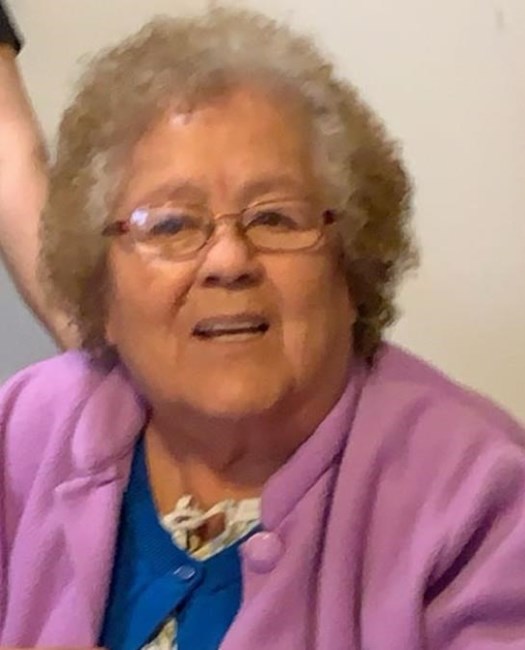 Obituary of Manuela De Santiago