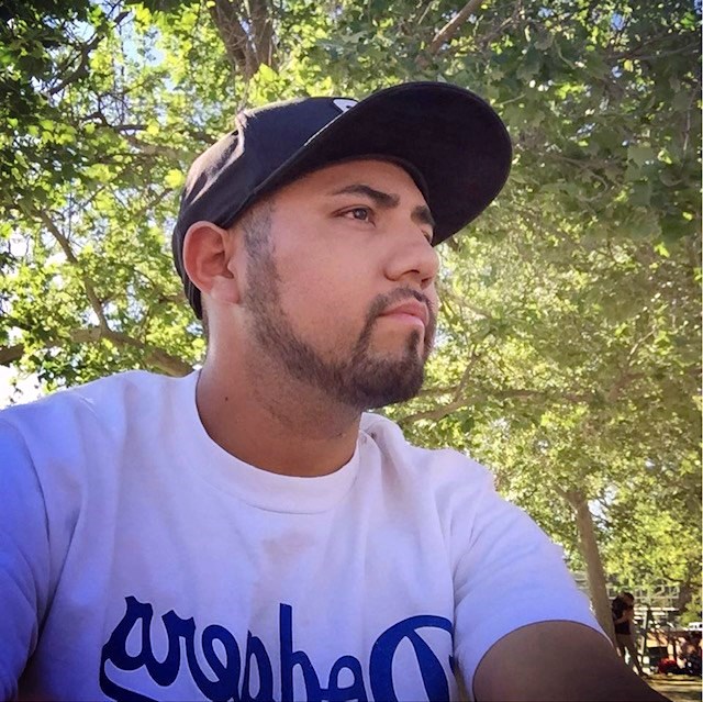 Obituary of Julio Cesar De La Cruz