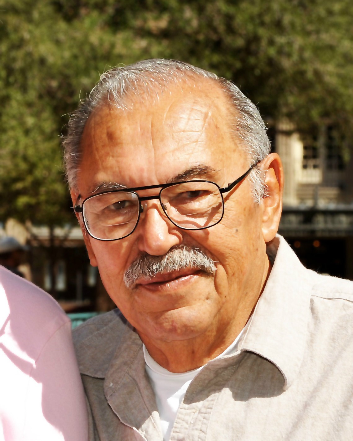 Obituary of Raul Reyes Mondragon