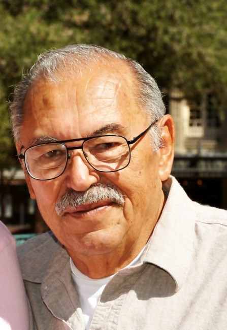 Obituary of Raul Reyes Mondragon