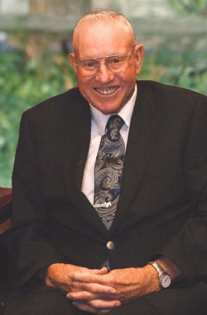 Avis de décès de Kenneth "Keith" Mackey