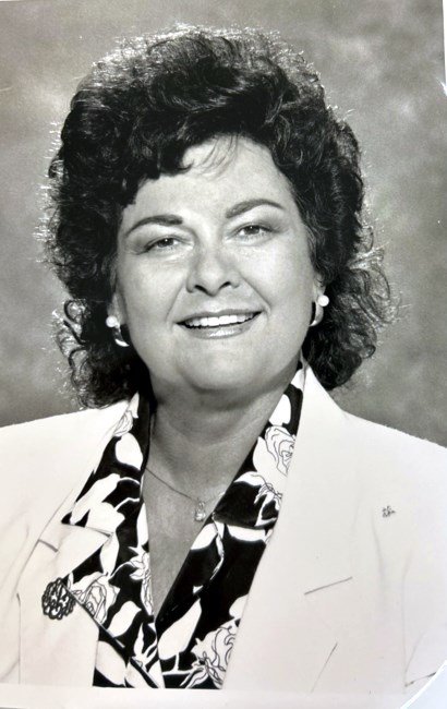 Obituary of Lamona Hall Lucas