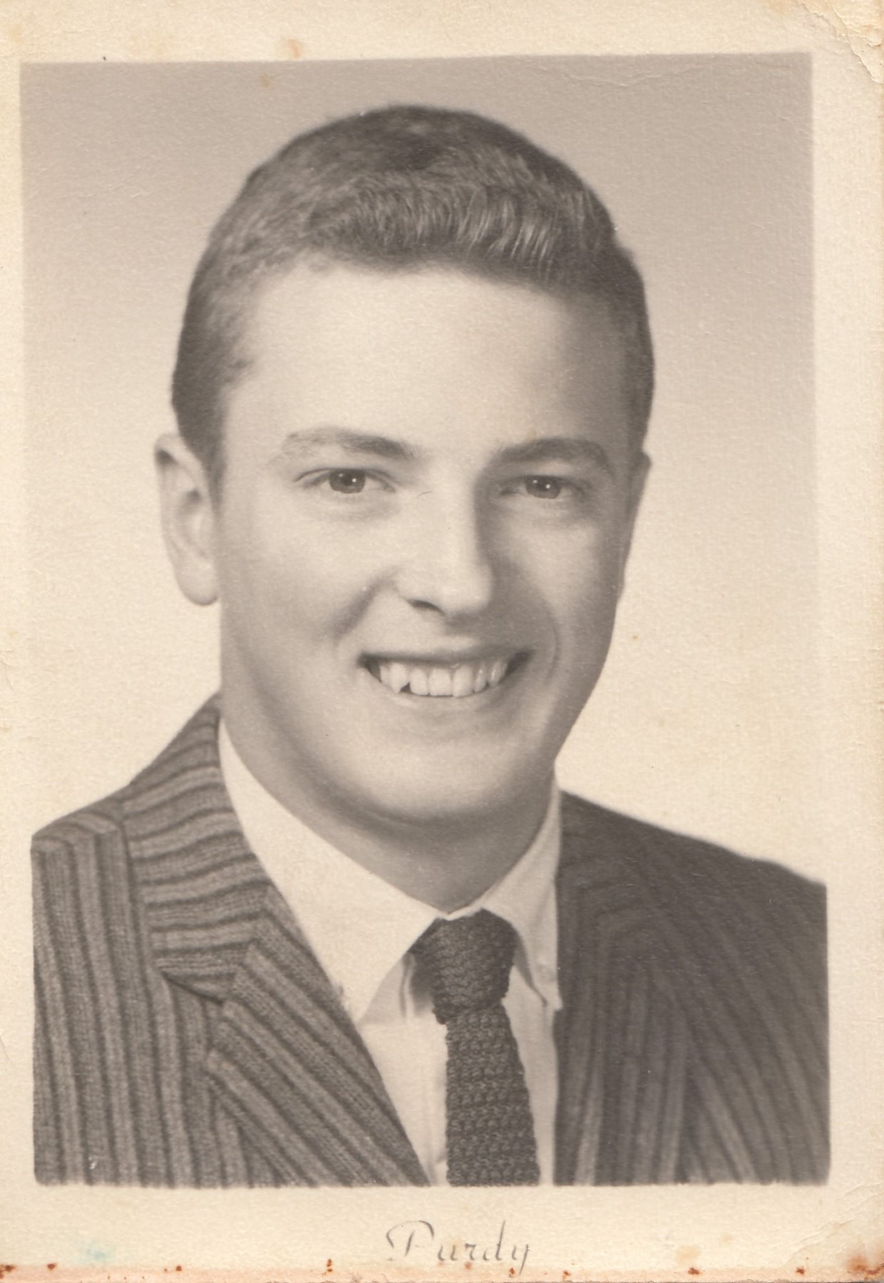 Dana Farmer [Profiles] • Instagram, Twitter, TikTok | Foller