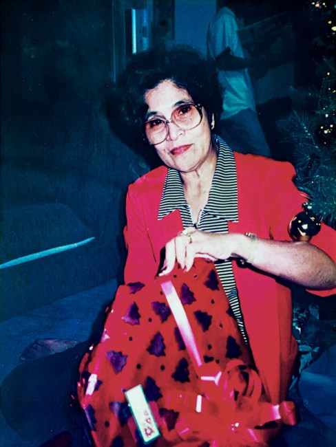 Obituary of Rosita Serrano Lee