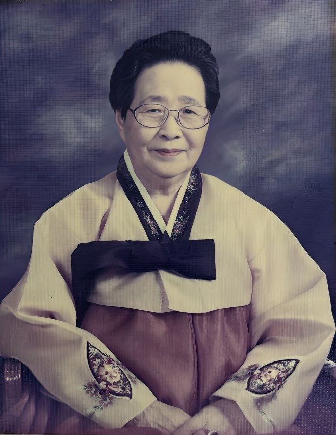 Avis de décès de Mrs. Yoon Sin Yang