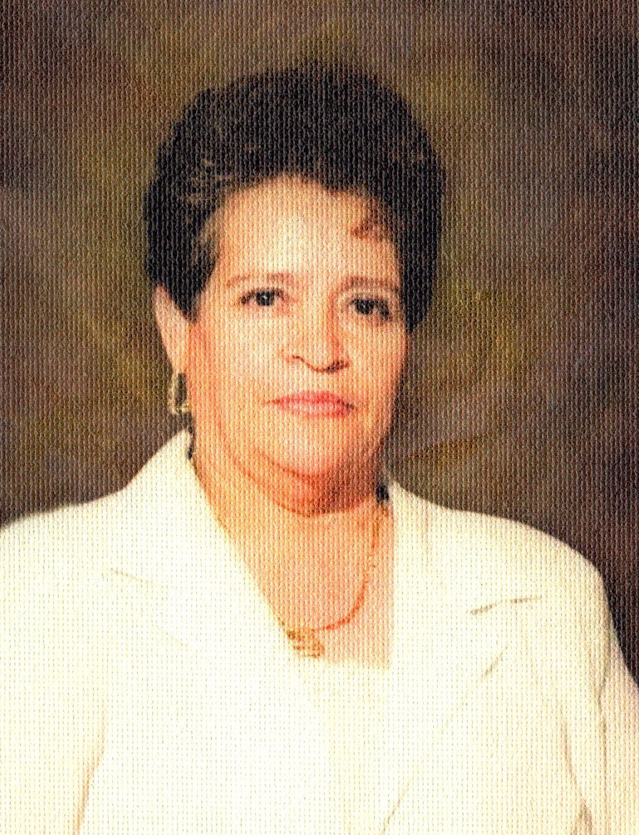 Obituary of Elena Macias