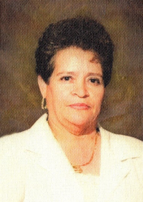 Obituary of Elena Macias