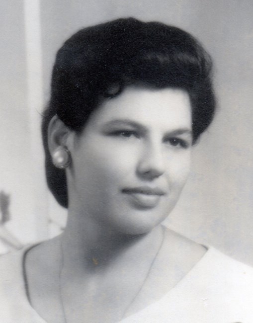 Obituary of Bernarda Salinas de Benavides
