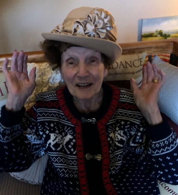 Obituary of Rosalie Solheim