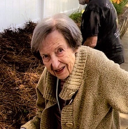 Obituary of Loeta Adamson Gravitt