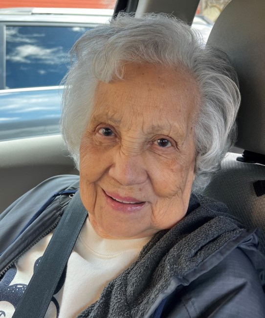 Obituary of Rosa Olivares Garcia