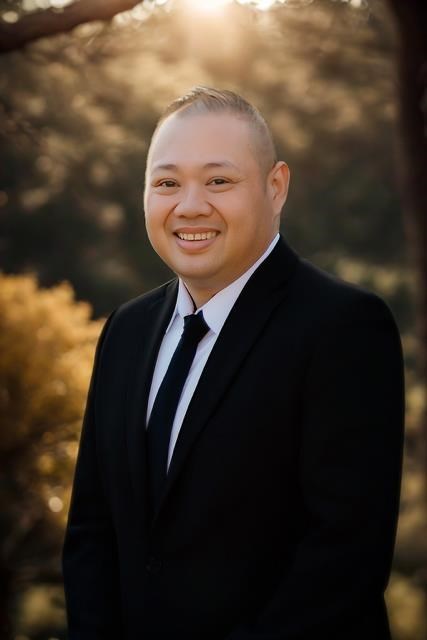 Obituary of Vy Hoang Dang