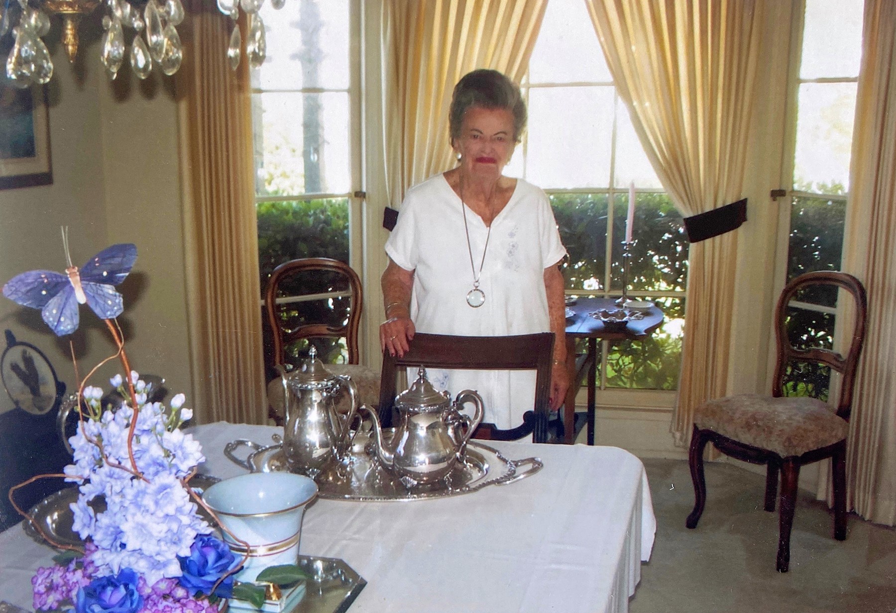 Obituary of Nina Nesbit Pierce