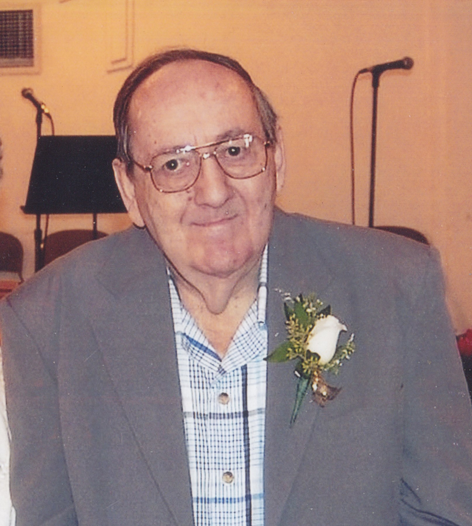Obituary of Sherman Daryl Stamper