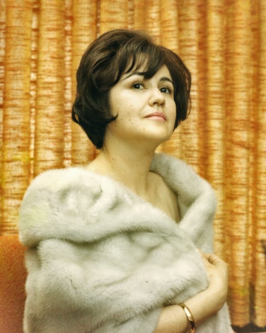 Obituary of Claudia Curiel