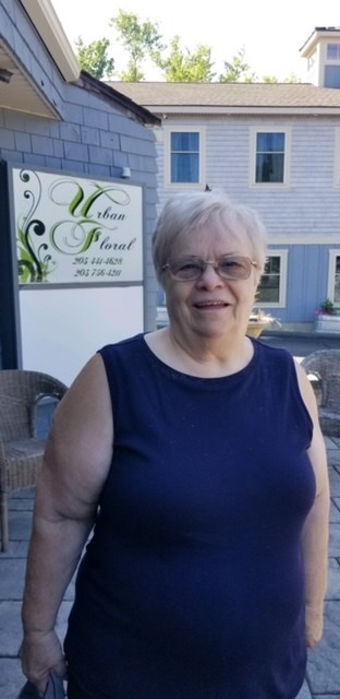 Obituary of Veronika Pocsi