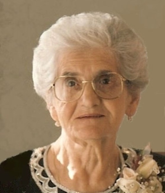 Obituary of Maria Azevedo