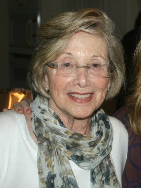 Obituary of Elsie L Loeb