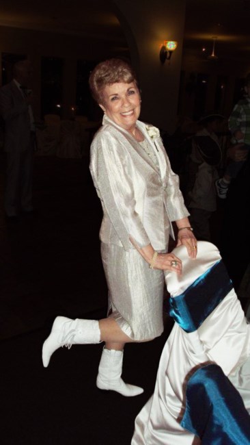 Obituary of Vivian Jean Strange