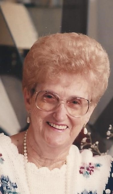 Obituario de Ruth Veronica Becker