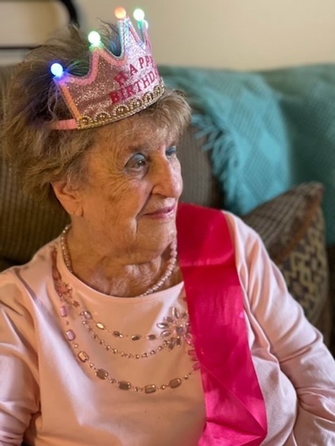 Obituary of Mary "Mitzi" Vera Drobnick