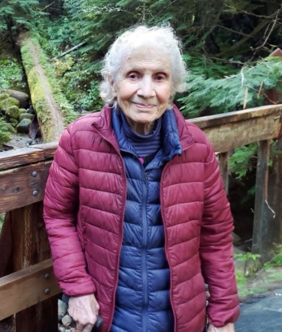 Obituario de Muriel Jean McLean