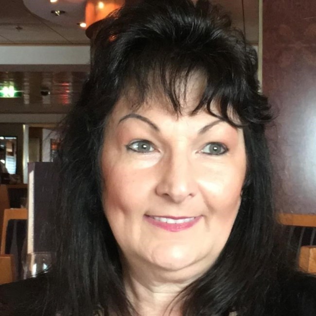 Obituario de Christina "Chris" Marie Saul