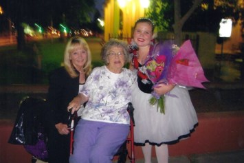 Obituary of Helen Delors Engel