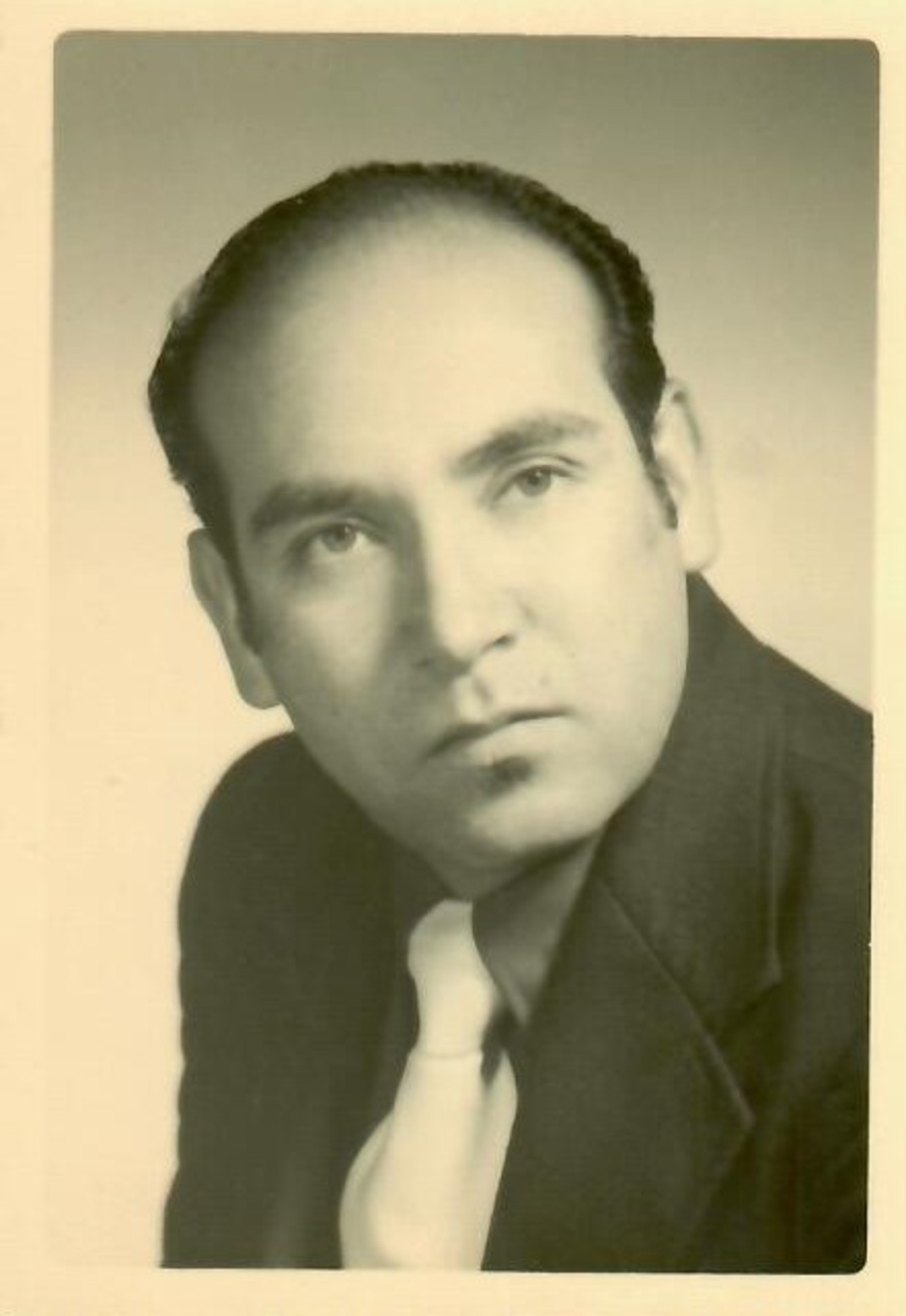 Obituary of Adrian Olivas