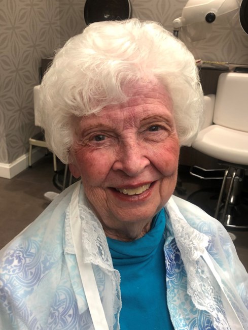 Obituary of Joan McKinley (Moody) Munroe