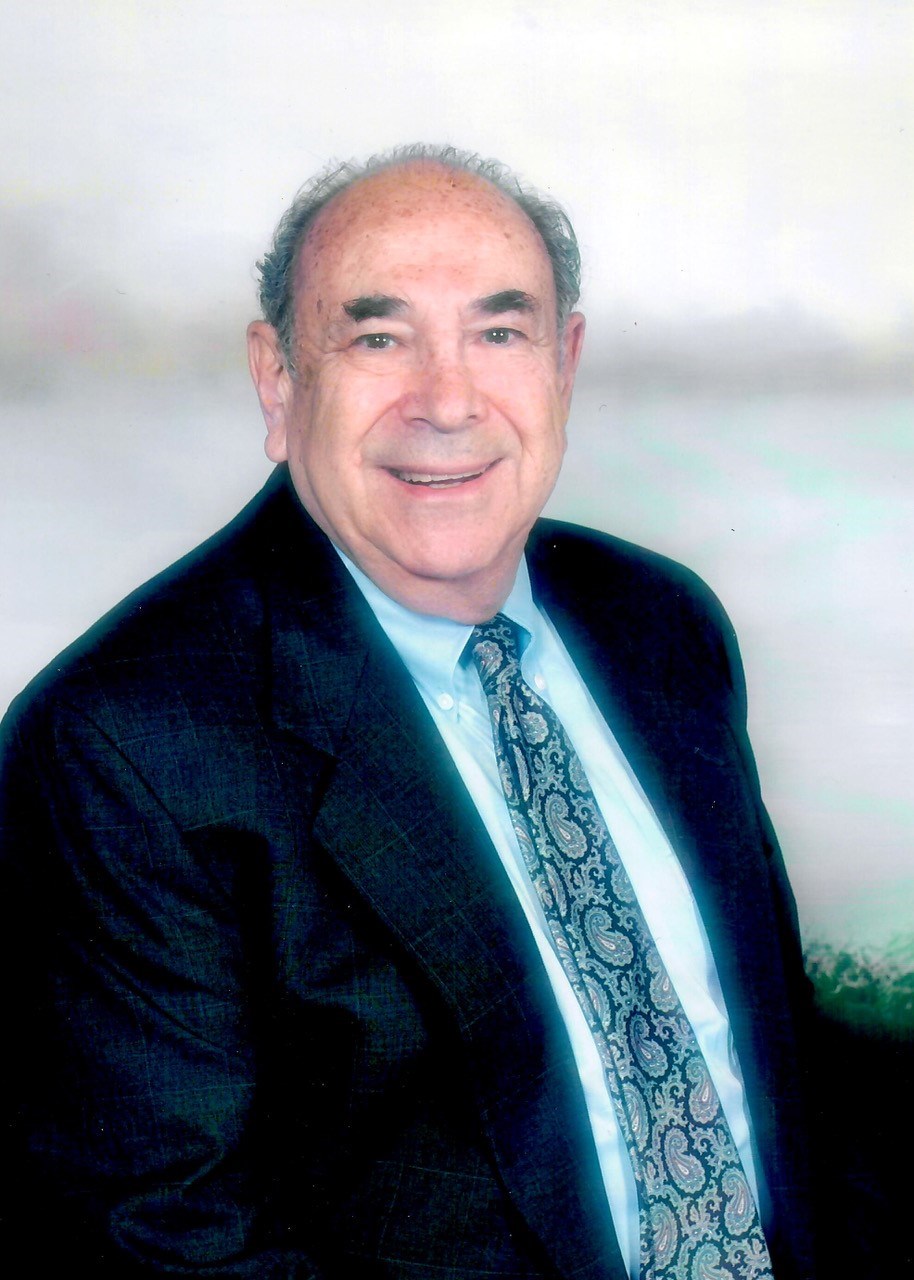 Obituary of Kenneth Holtzman