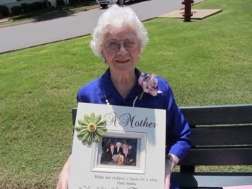 Obituary of Flora "Flo" L. Heaslip