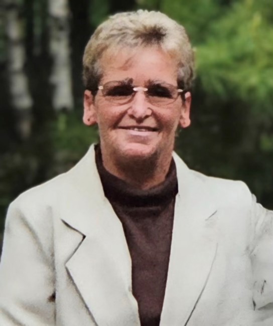 Obituario de Patricia Louise Chapman - Wing