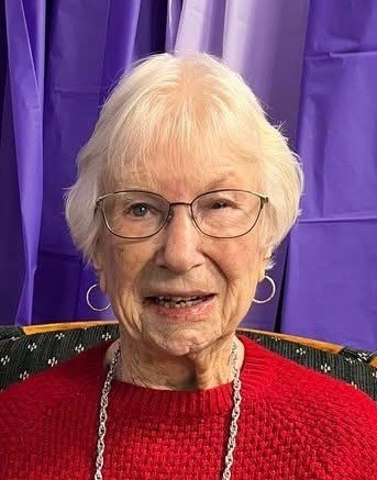 Obituary of Esther "Essie" LaVelle Penhorwood