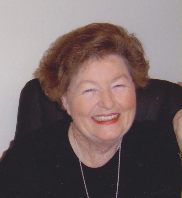 Obituary of Edna E. Moore
