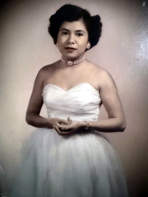 Obituary of Carmen Reyes