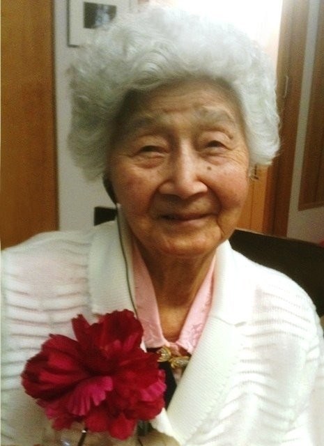 Obituario de Mrs. Lilian Catherine Henry