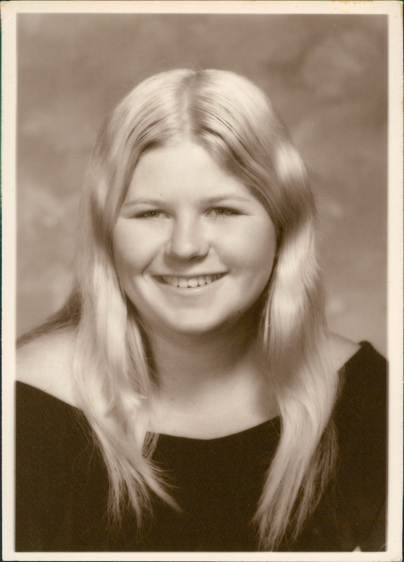 Obituary of Frances Yvonne Davis