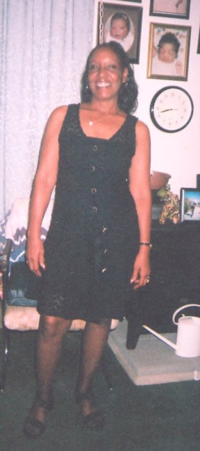 Obituary of Nadine Carr