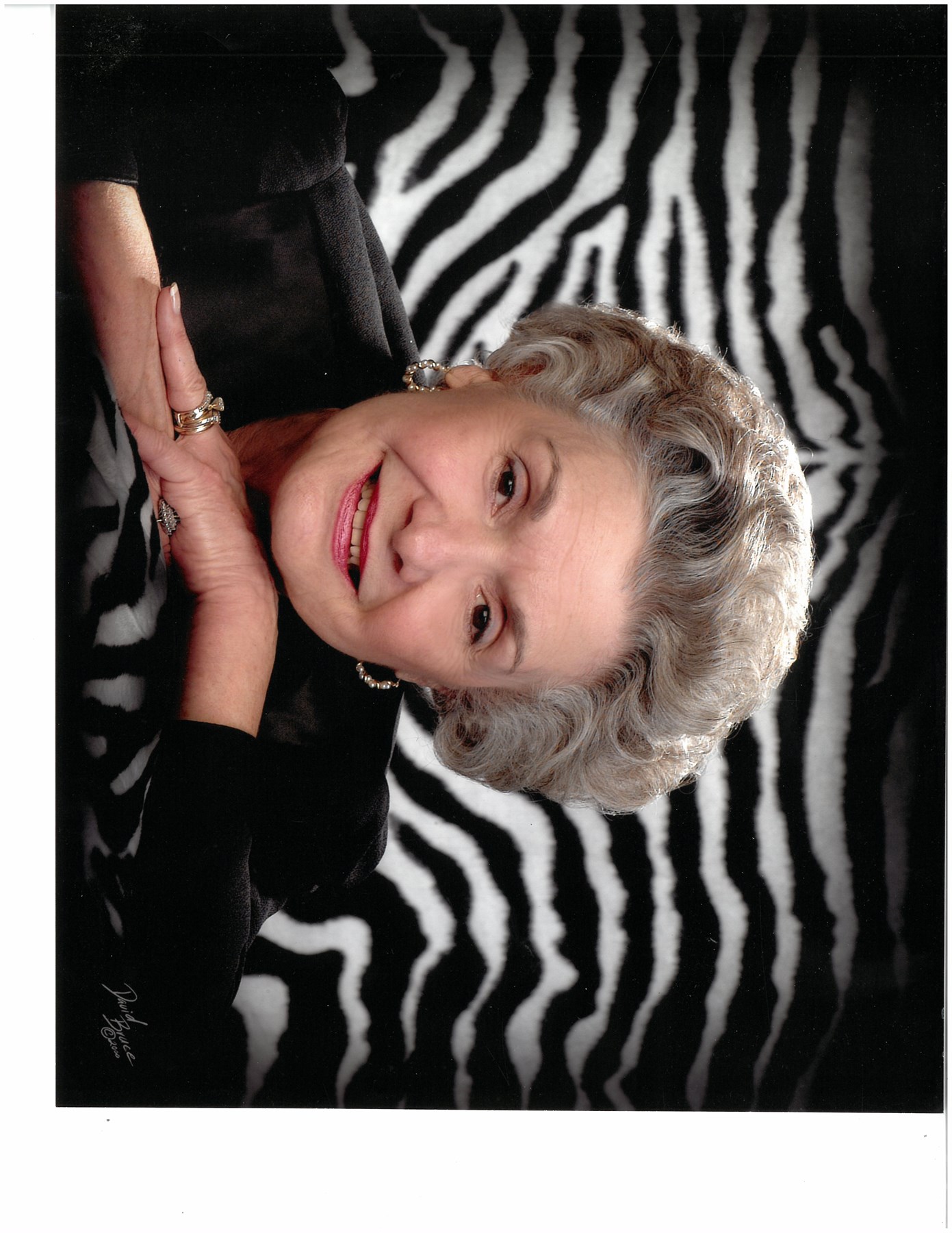 Obituary of Elvie DeLois Bischoff