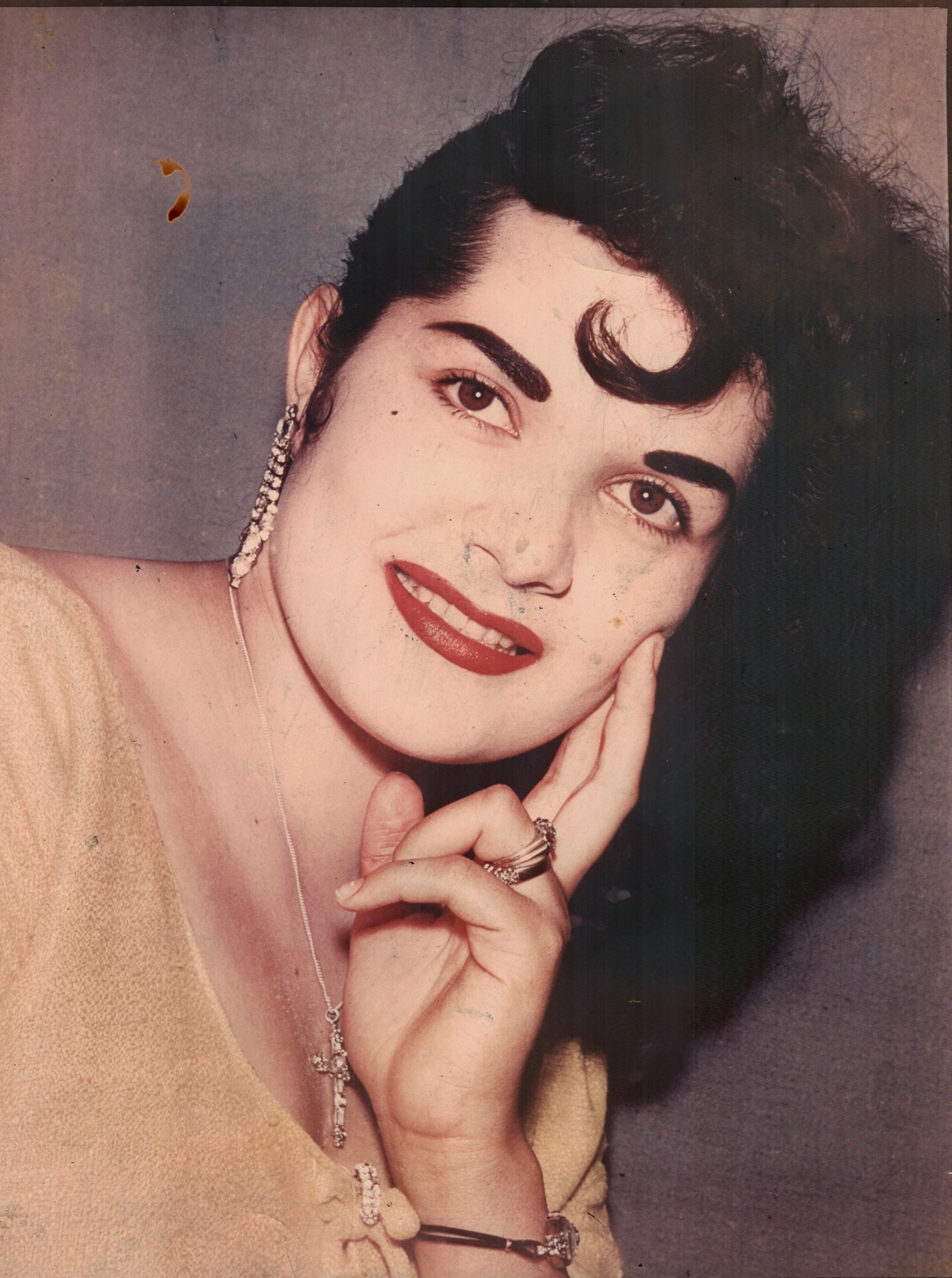 Obituary of Esther Mendoza Perez