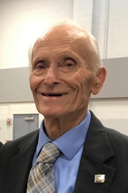 Obituario de Ernest J. Hudson