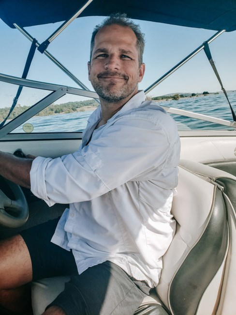 Obituary of Douglas McCutchon Grant