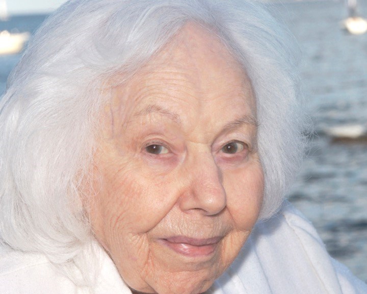 Obituary of Genevieve Cecile Jarnes