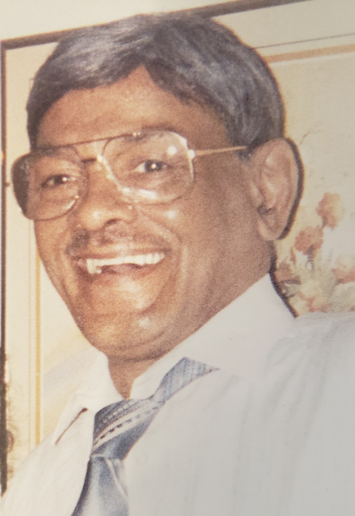 Obituario de Howard Joseph Yates