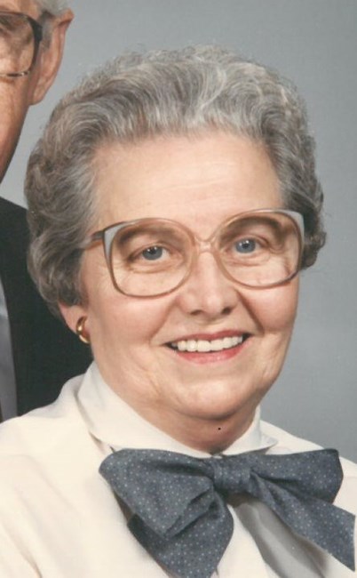  Obituario de Betty Lou Brussell