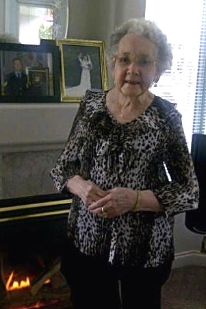 Obituary of Winnifred Marjorie Rowan