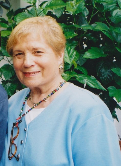  Obituario de Mildred R Loring