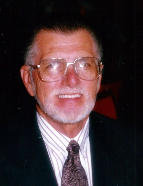 Obituary of Raoul "Ray" John Hoeschen