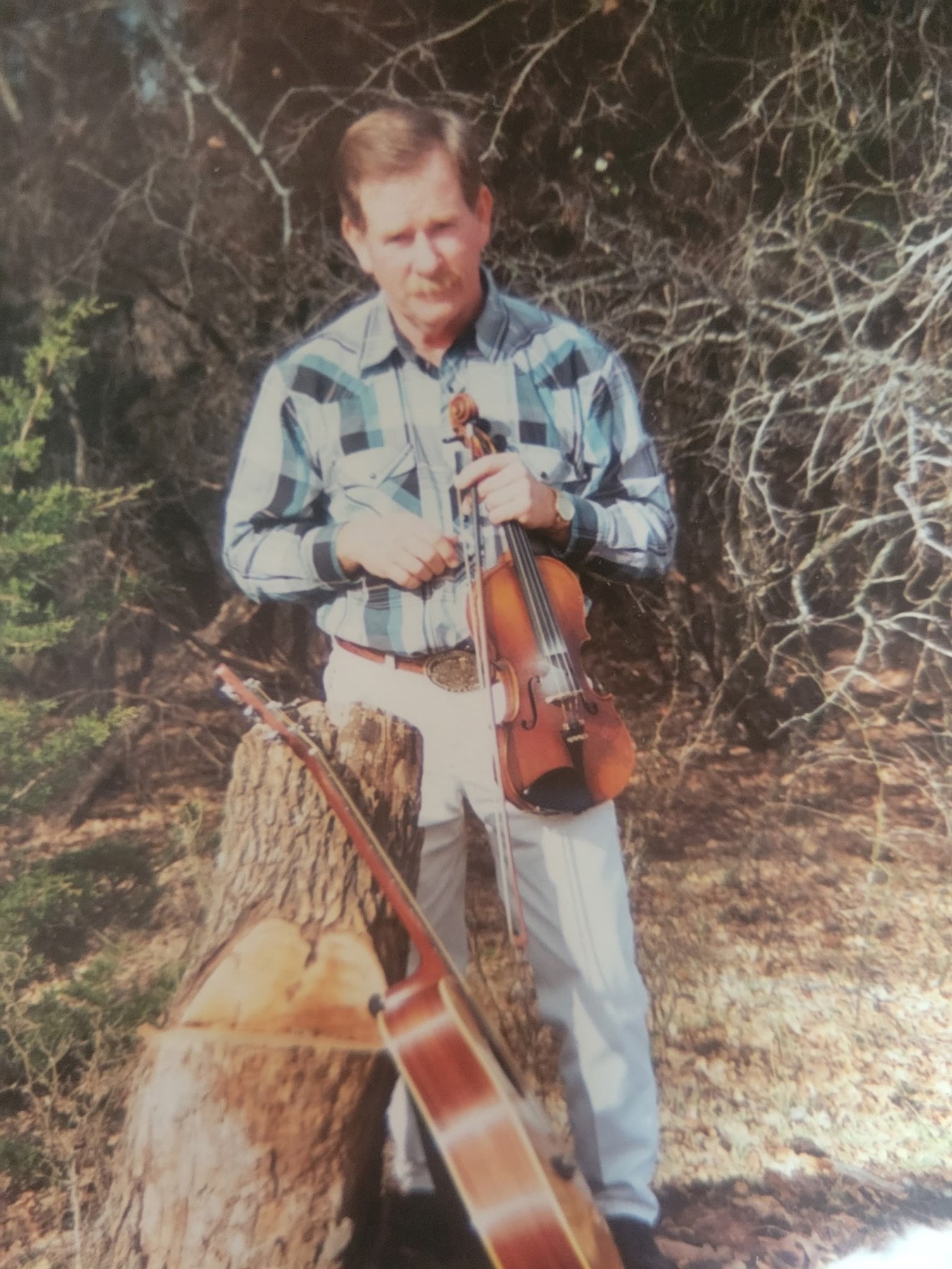 Obituary of Clifford "Mickey" Michael Adams